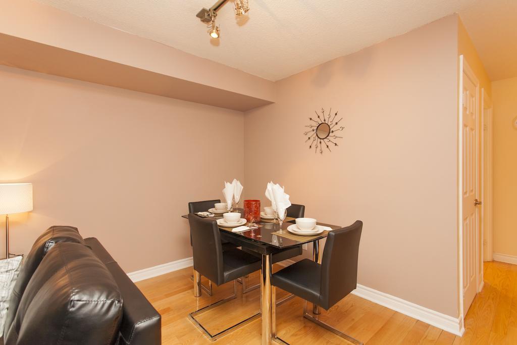 Red Maple Suites - Icon Toronto Chambre photo