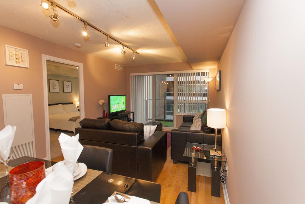 Red Maple Suites - Icon Toronto Extérieur photo
